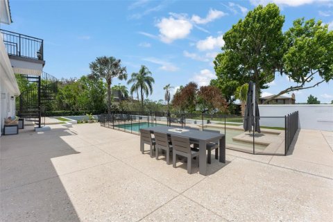 Casa en venta en Orlando, Florida, 3 dormitorios, 305.37 m2 № 2123818 - foto 30