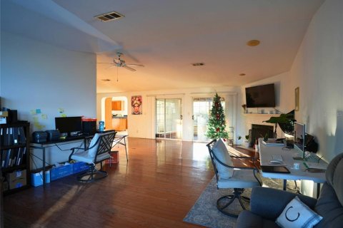 Immobilier commercial à louer à Apopka, Floride: 184.5 m2 № 1535391 - photo 19