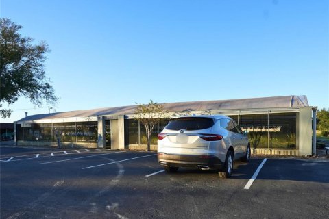 Immobilier commercial à louer à Apopka, Floride: 184.5 m2 № 1535391 - photo 23