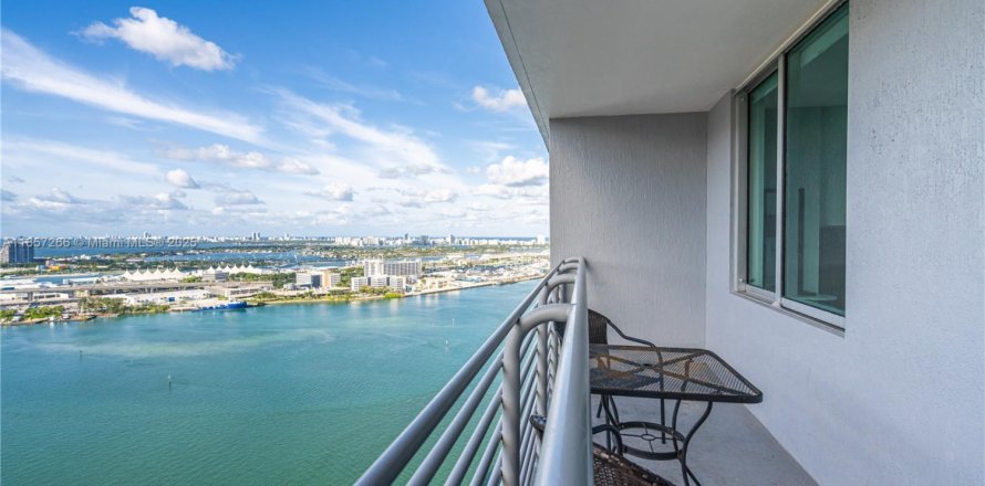 Condo à Miami, Floride, 1 chambre № 1881638