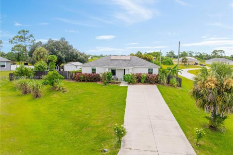 Купить виллу или дом в Лабель, Флорида 4 спальни, № 1971802 - фото 3