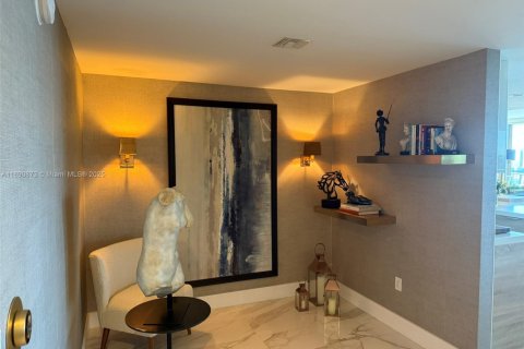 Apartamento en alquiler en North Miami Beach, Florida, 4 dormitorios, 104.89 m2 № 1943853 - foto 8