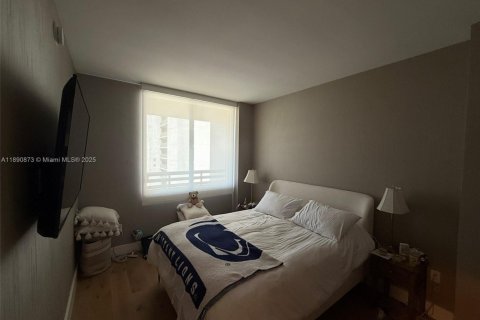 Apartamento en alquiler en North Miami Beach, Florida, 4 dormitorios, 104.89 m2 № 1943853 - foto 14