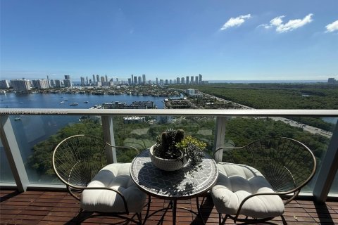 Apartamento en alquiler en North Miami Beach, Florida, 4 dormitorios, 104.89 m2 № 1943853 - foto 16