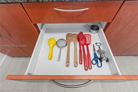 Copropriété à vendre à Miami, Floride: 1 chambre, 76.64 m2 № 2060253 - photo 22