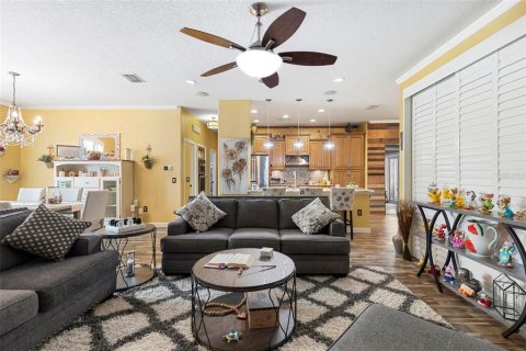 House in New Port Richey, Florida 3 bedrooms, 169.83 sq.m. № 1876006 - photo 14