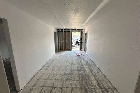Propiedad comercial en venta en Lakeland, Florida, 538.83 m2 № 1915140 - foto 17