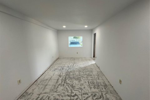 Propiedad comercial en venta en Lakeland, Florida, 538.83 m2 № 1915140 - foto 16