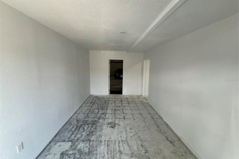 Propiedad comercial en venta en Lakeland, Florida, 538.83 m2 № 1915140 - foto 15