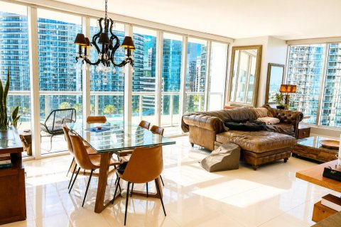Condo in Miami, Florida, 2 bedrooms  № 2083360 - photo 5