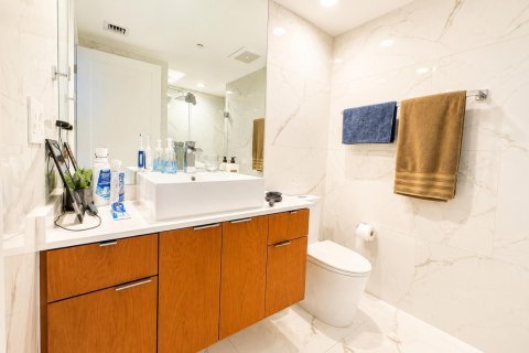 Condo in Miami, Florida, 2 bedrooms  № 2083360 - photo 18