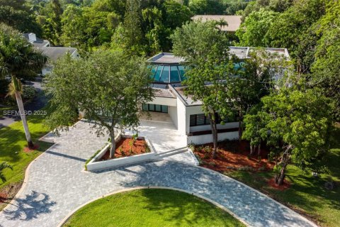 Casa en venta en Plantation, Florida, 9 dormitorios, 797.29 m2 № 1994434 - foto 16