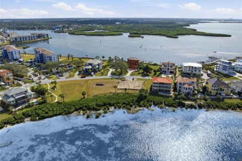 Villa ou maison à vendre à Port Richey, Floride: 5 chambres, 394.18 m2 № 2143581 - photo 26