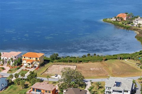 Villa ou maison à vendre à Port Richey, Floride: 5 chambres, 394.18 m2 № 2143581 - photo 9