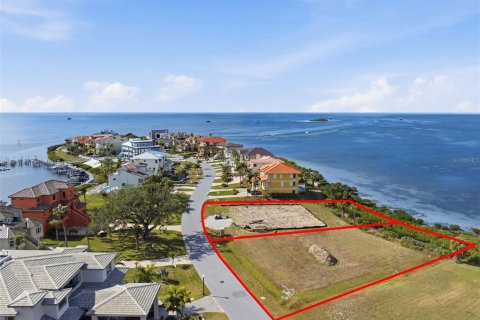 Villa ou maison à vendre à Port Richey, Floride: 5 chambres, 394.18 m2 № 2143581 - photo 20