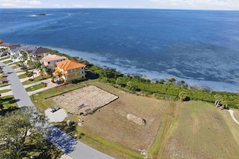 Villa ou maison à vendre à Port Richey, Floride: 5 chambres, 394.18 m2 № 2143581 - photo 11