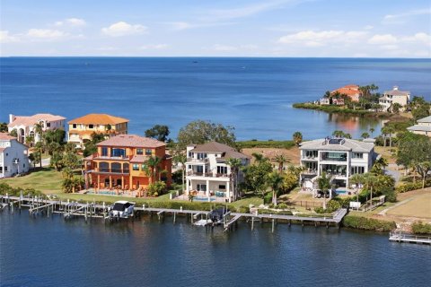 Villa ou maison à vendre à Port Richey, Floride: 5 chambres, 394.18 m2 № 2143581 - photo 18