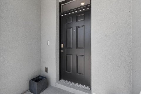 Touwnhouse à vendre à Wesley Chapel, Floride: 3 chambres, 155.43 m2 № 2258406 - photo 5