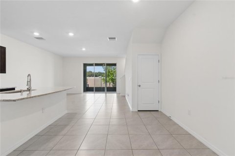 Touwnhouse à vendre à Wesley Chapel, Floride: 3 chambres, 155.43 m2 № 2258406 - photo 13