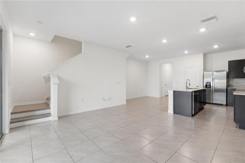 Touwnhouse à vendre à Wesley Chapel, Floride: 3 chambres, 155.43 m2 № 2258406 - photo 24