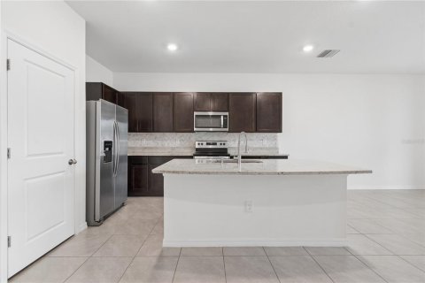 Touwnhouse à vendre à Wesley Chapel, Floride: 3 chambres, 155.43 m2 № 2258406 - photo 21