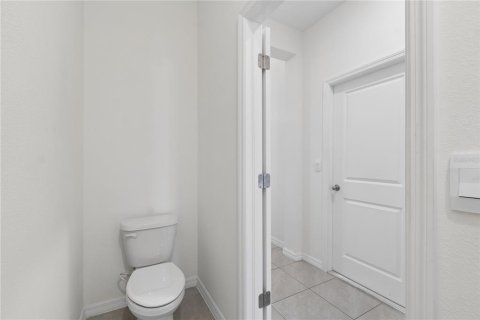 Touwnhouse à vendre à Wesley Chapel, Floride: 3 chambres, 155.43 m2 № 2258406 - photo 10