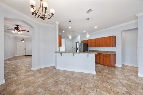House in Lakeland, Florida 4 bedrooms, 219.81 sq.m. № 2117405 - photo 21