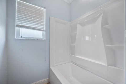 House in Lakeland, Florida 4 bedrooms, 219.81 sq.m. № 2117405 - photo 23