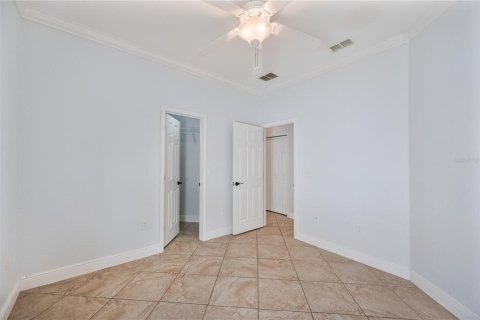 House in Lakeland, Florida 4 bedrooms, 219.81 sq.m. № 2117405 - photo 28