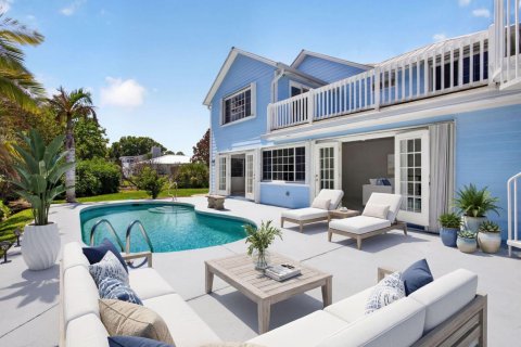 House in Vero Beach, Florida 4 bedrooms, 318.84 sq.m. № 2249740 - photo 7