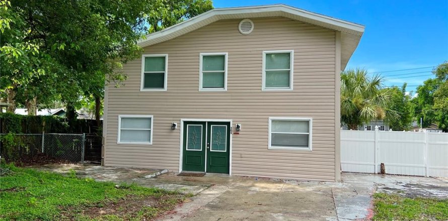 Villa ou maison à Tampa, Floride 4 chambres, 220.92 m2 № 1879359