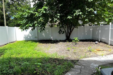 Casa en alquiler en Tampa, Florida, 4 dormitorios, 220.92 m2 № 1879359 - foto 17