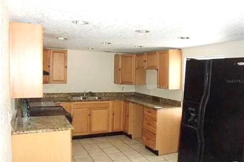 Casa en alquiler en Tampa, Florida, 4 dormitorios, 220.92 m2 № 1879359 - foto 9