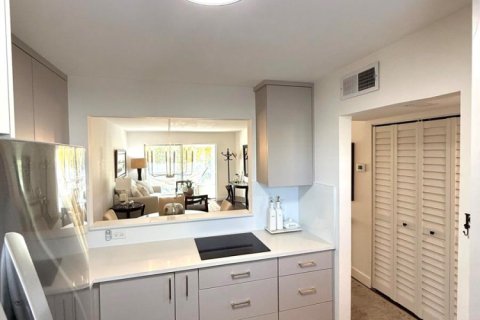 Condo in Margate, Florida, 1 bedroom  № 2250521 - photo 7