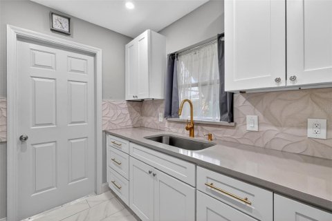 Casa en venta en Eustis, Florida, 3 dormitorios, 96.62 m2 № 2156025 - foto 16