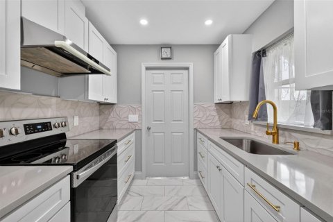 Casa en venta en Eustis, Florida, 3 dormitorios, 96.62 m2 № 2156025 - foto 15