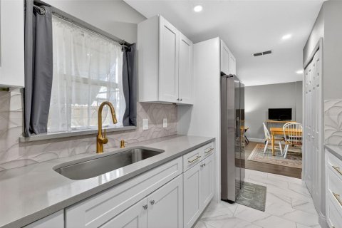 Casa en venta en Eustis, Florida, 3 dormitorios, 96.62 m2 № 2156025 - foto 17