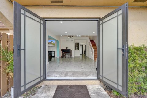 Townhouse in Sunrise, Florida 3 bedrooms, 123.56 sq.m. № 2303920