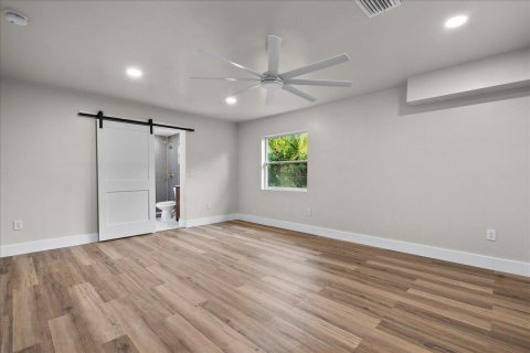 Villa ou maison à vendre à West Palm Beach, Floride: 4 chambres, 257.06 m2 № 2270472 - photo 14