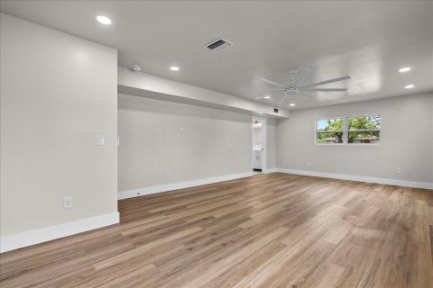 Villa ou maison à vendre à West Palm Beach, Floride: 4 chambres, 257.06 m2 № 2270472 - photo 17