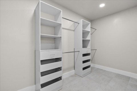 Villa ou maison à vendre à West Palm Beach, Floride: 4 chambres, 257.06 m2 № 2270472 - photo 20