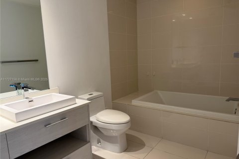 Condominio en venta en Miami, Florida, 1 dormitorio, 68.93 m2 № 1812223 - foto 29