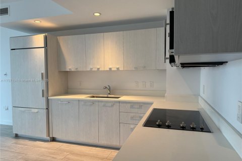 Condominio en venta en Miami, Florida, 1 dormitorio, 68.93 m2 № 1812223 - foto 11