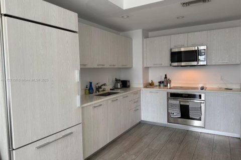 Condominio en venta en Miami, Florida, 1 dormitorio, 68.93 m2 № 1812223 - foto 8