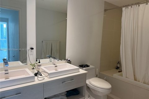 Condominio en venta en Miami, Florida, 1 dormitorio, 68.93 m2 № 1812223 - foto 26