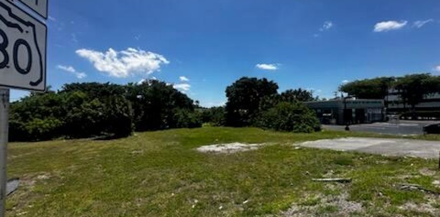 Immobilier commercial à Glen Ridge, Floride № 2242695