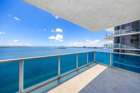 Copropriété à louer à Miami, Floride: 2 chambres, 148.09 m2 № 2075481 - photo 11