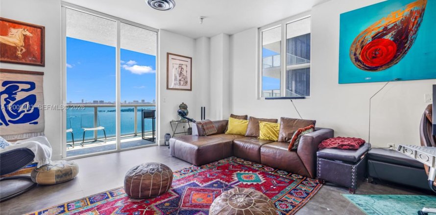 Condo à Miami, Floride, 2 chambres  № 2075481