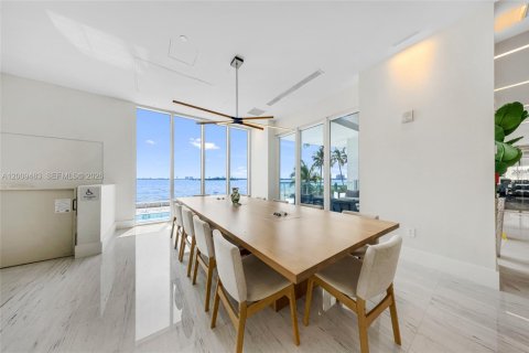 Copropriété à louer à Miami, Floride: 2 chambres, 148.09 m2 № 2075481 - photo 26
