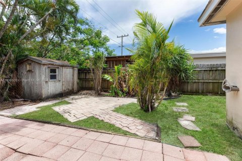 House in Oakland Park, Florida 2 bedrooms, 93 sq.m. № 1823709 - photo 29